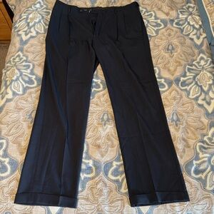 Haggar Men's Black Dress Pants - Pleated Classic Fit 40x34